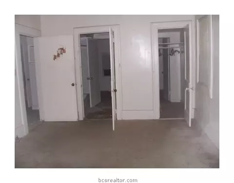 405 Carson W, Bryan, TX 77801 photo 4