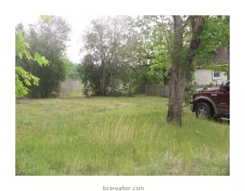 405 Carson W, Bryan, TX 77801 photo 10