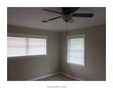 1504 E 29th St, Bryan, TX 77802 photo 9