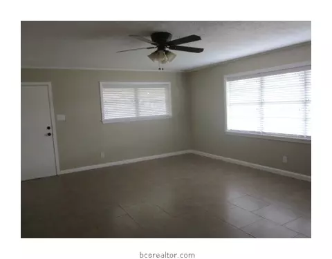 1504 E 29th St, Bryan, TX 77802 photo 4