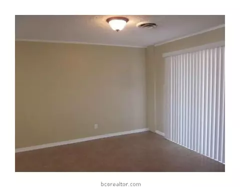 1504 E 29th St, Bryan, TX 77802 photo 5