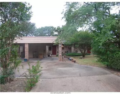 2824 Oakside, Bryan, TX 77802 photo 1