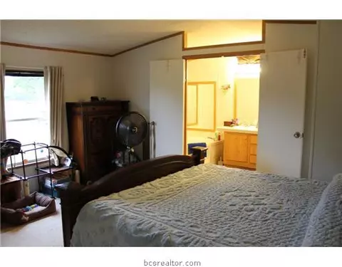 8601 Riley Rd, Bryan, TX 77808 photo 7