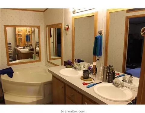8601 Riley Rd, Bryan, TX 77808 photo 10