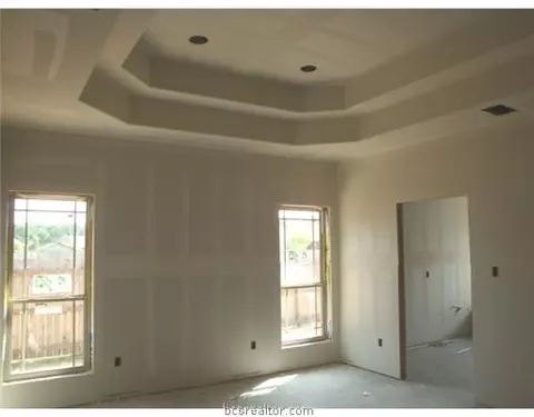 2911 Ascot, Bryan, TX 77802 photo 4