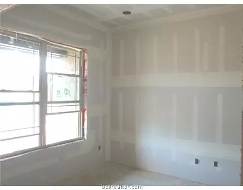 2911 Ascot, Bryan, TX 77802 photo 8