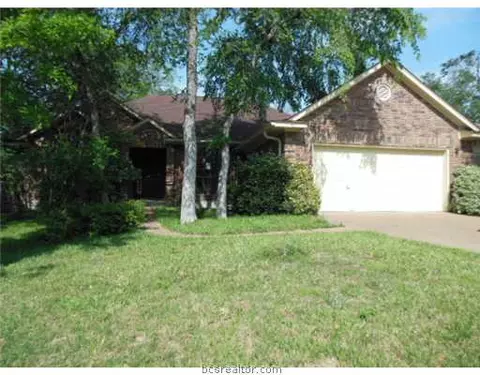4405 Warwick Ln, Bryan, TX 77802 photo 1