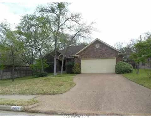 4405 Warwick Ln, Bryan, TX 77802 photo 2