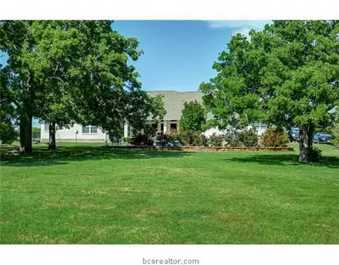 5802 Easterling Dr, Bryan, TX 77808 photo 25