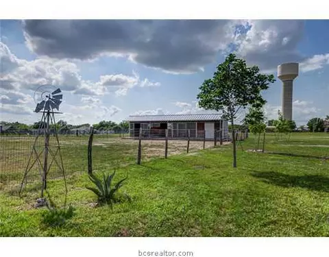 7645 Planters, Bryan, TX 77808 photo 17