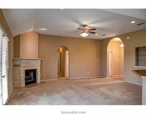 7645 Planters, Bryan, TX 77808 photo 5