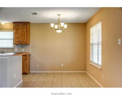 7645 Planters, Bryan, TX 77808 photo 8