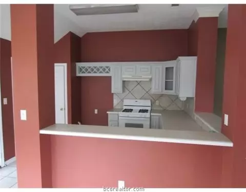 1609 Winfield Ct, Bryan, TX 77802 photo 4