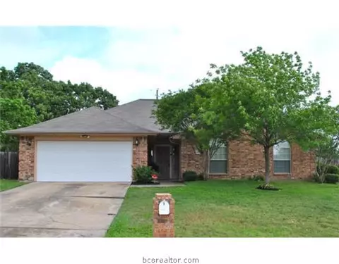 2008 Cobblestone Ln, Bryan, TX 77807 photo 1