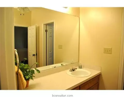 2008 Cobblestone Ln, Bryan, TX 77807 photo 13