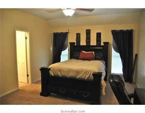 2008 Cobblestone Ln, Bryan, TX 77807 photo 11