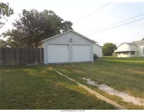 1010 E 31st, Bryan, TX 77802 photo 2