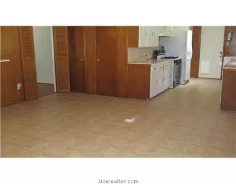 2405 Wayside Dr, Bryan, TX 77802 photo 13