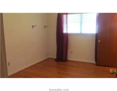 2405 Wayside Dr, Bryan, TX 77802 photo 19