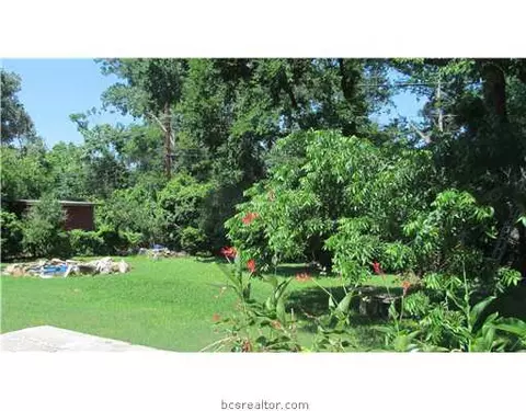 2405 Wayside Dr, Bryan, TX 77802 photo 22