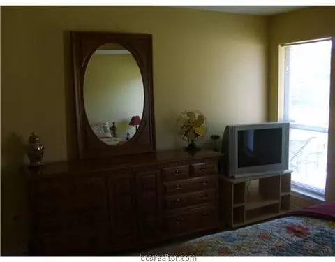 3917 Brighton Dr, Bryan, TX 77802 photo 10