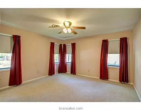 2308 Wayside Dr, Bryan, TX 77802 photo 6