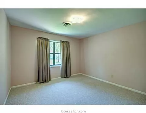 2308 Wayside Dr, Bryan, TX 77802 photo 10