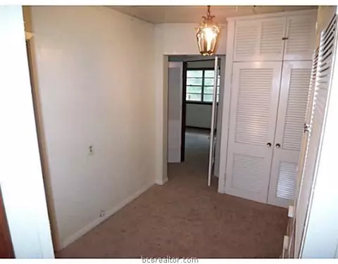 1104 E 30th, Bryan, TX 77803 photo 12