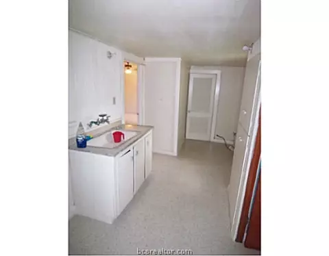 1104 E 30th, Bryan, TX 77803 photo 22