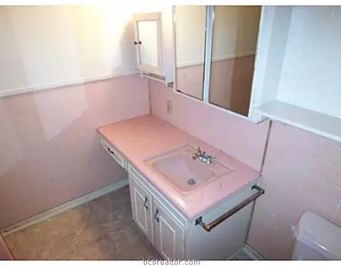 1104 E 30th, Bryan, TX 77803 photo 16