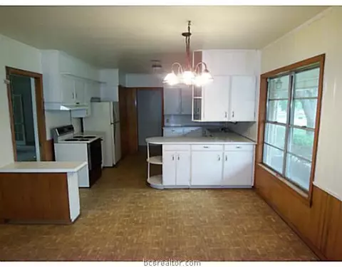 1104 E 30th, Bryan, TX 77803 photo 8