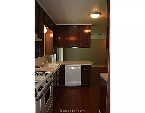 2001 Wayside, Bryan, TX 77802 photo 8