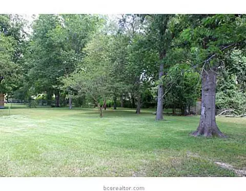 2001 Wayside, Bryan, TX 77802 photo 17
