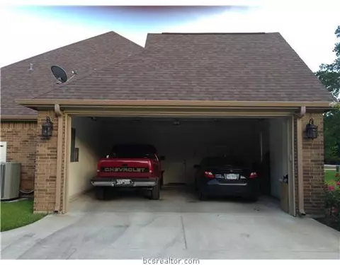 6680 Castenson Rd, Bryan, TX 77808 photo 4