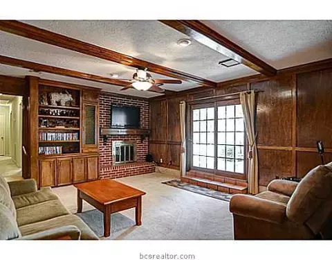 3815 Windridge Dr, Bryan, TX 77802 photo 9