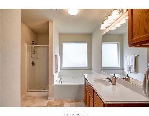 2108 Amberglow Pl, Bryan, TX 77801 photo 8