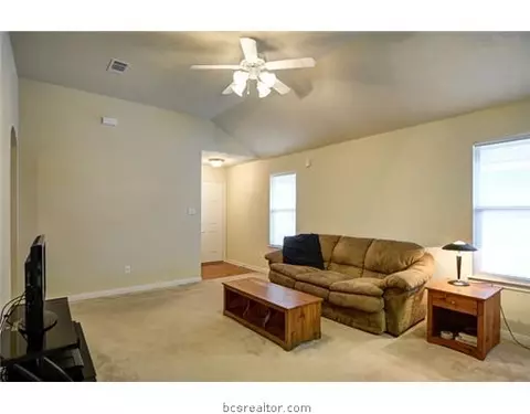 2108 Amberglow Pl, Bryan, TX 77801 photo 3