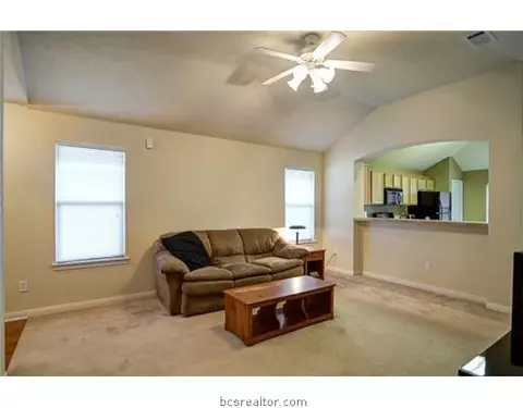 2108 Amberglow Pl, Bryan, TX 77801 photo 4