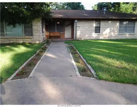 401 E Dodge St, Bryan, TX 77803 photo 2