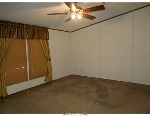 2066 Cr 347, Gause, TX 77857 photo 13