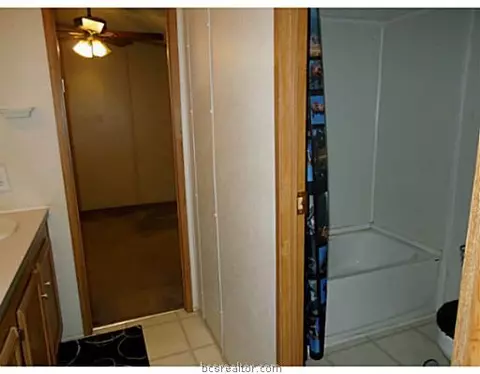 2066 Cr 347, Gause, TX 77857 photo 11
