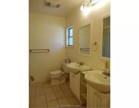 1804 E 26th, Bryan, TX 77802 photo 6