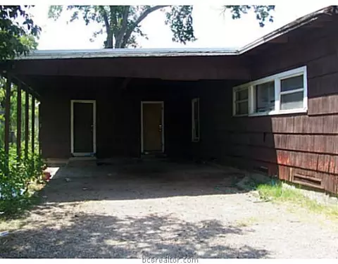 404 Williamson Dr, Bryan, TX 77801 photo 4