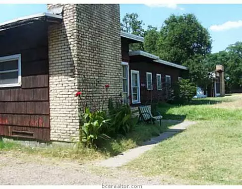 404 Williamson Dr, Bryan, TX 77801 photo 5