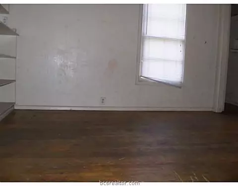 404 Williamson Dr, Bryan, TX 77801 photo 6