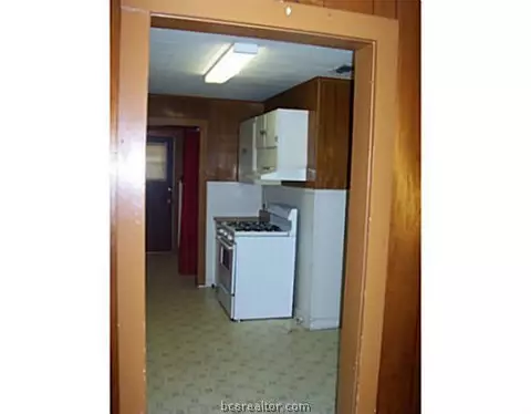 703 E 24th St, Bryan, TX 77803 photo 6