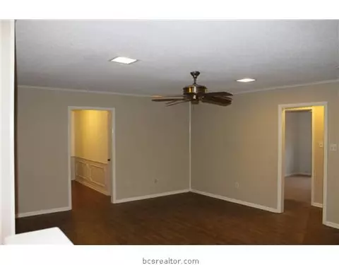 2310 Devonshire St, Bryan, TX 77802 photo 6