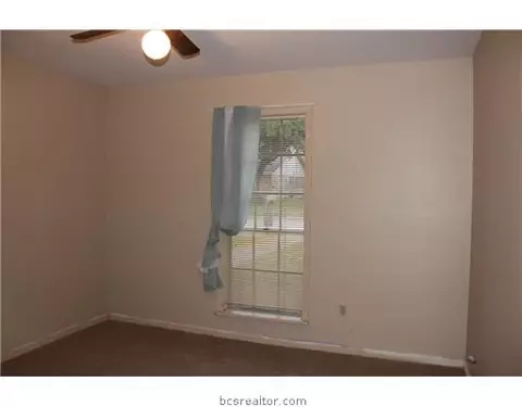 2310 Devonshire St, Bryan, TX 77802 photo 15
