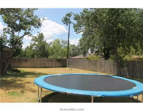 2310 Devonshire St, Bryan, TX 77802 photo 24