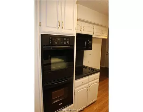 2310 Devonshire St, Bryan, TX 77802 photo 10